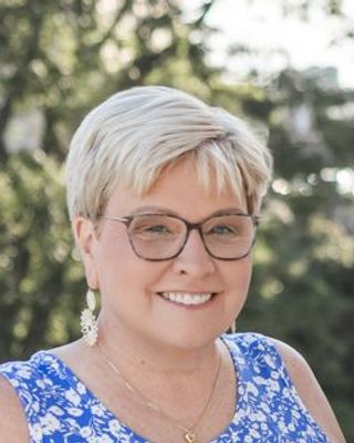 Photo of Sue Reuker, Clinical Social Work/Therapist, LICSW