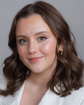 Photo of Laura Graves, Resident in Counseling, LPC-R