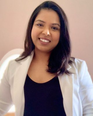 Photo of Gauri Menon, RP (Q), CAMS-ll, HBSc, Registered Psychotherapist (Qualifying)