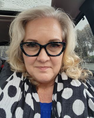 Photo of Michelle Powers, Marriage & Family Therapist, LMFT