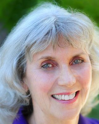 Photo of Valerie Mantecon, Marriage & Family Therapist, PhD, MFT