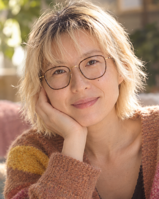 Photo of Naomi X Qin, Pre-Licensed Professional, AMFT, RD