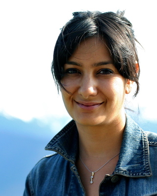 Photo of Yasmin Philipos, Marriage & Family Therapist, MA, LMFT