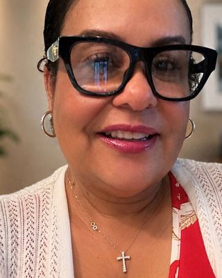 Photo of Nycole Villa, Marriage & Family Therapist Associate, MS, AMFT