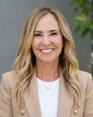 Photo of Linda Uphoff - Linda Uphoff | Counseling & Wellness, Licensed Professional Counselor Associate, MBA, MA, NCC, ICGC-I