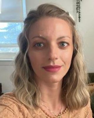 Photo of Alyssa Vignone, Licensed Professional Counselor, LPC