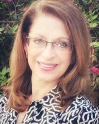 Photo of Dr. Jennifer Mead, Clinical Social Work/Therapist, DSW, LCSW