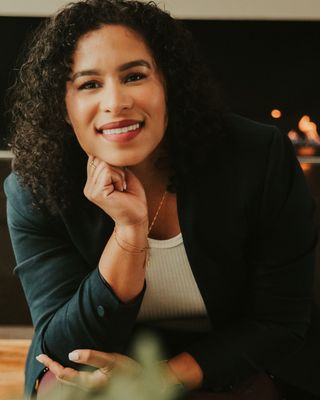 Photo of Mimi Dumanoir, Clinical Social Work/Therapist, LCSW