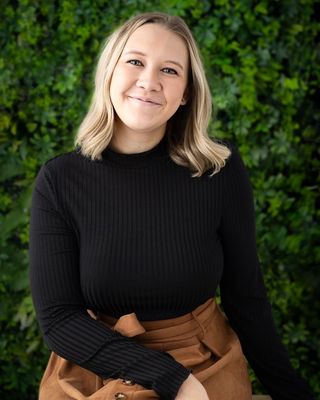 Photo of Breanna VanDenBosch, Pre-Licensed Professional, LSW