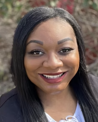 Photo of Lawanda Hoyle, Clinical Social Work/Therapist, LCSW