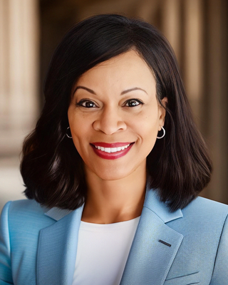 Photo of Amina Clinker, Psychiatric Nurse Practitioner, PMHNP