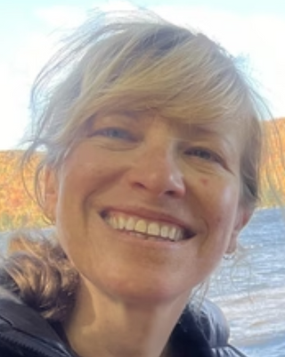 Photo of Anna Lauer Roy, Psychologist, LP