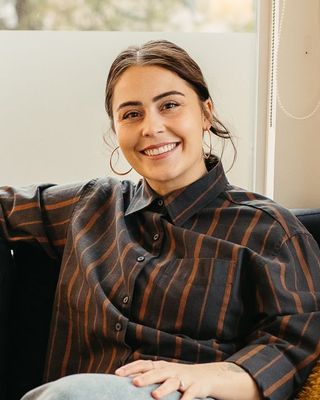 Photo of Holly Williams, Registered Social Worker, MSW, RSW