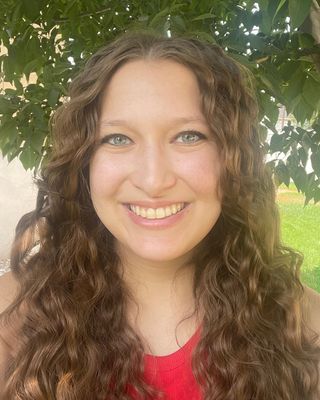 Photo of Suzanne Smith, Pre-Licensed Professional, CSW