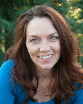 Photo of Veronica Paige, Counselor in Kirkland, WA