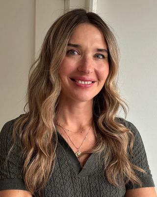 Photo of Natalia Simachkevitch, Registered Psychotherapist (Qualifying)