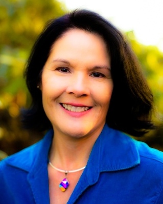 Photo of Lisa Hade, Counselor in Bellevue, WA