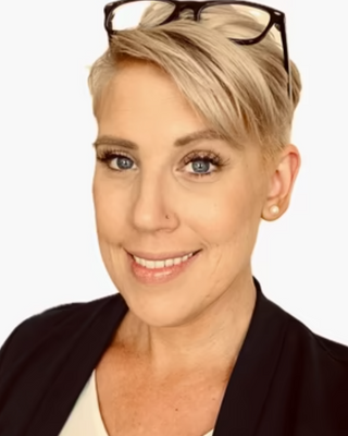 Photo of Leah Vanwinkle, Licensed Mental Health Counselor, LMHC