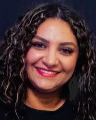 Photo of Maryam Haghshenas, Registered Social Worker, RCC, RSW