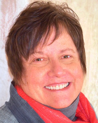 Photo of Jeni Greening, Licensed Professional Counselor in Lincoln County, OR