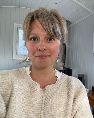Photo of Alice Nicholas, Psychotherapist, MA, HCPC-Drama Therap.