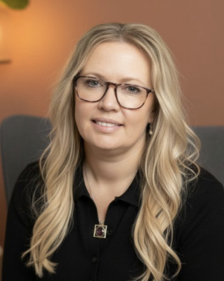 Photo of Maryna Ross, Licensed Professional Counselor, MA, LPC, LAC