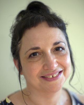 Photo of Stefani Ross-Steen, Psychotherapist in Hackney, London, England