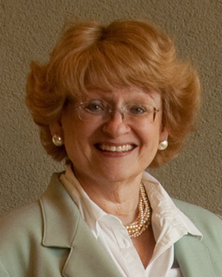 Photo of Ms. Linda Pevnick, LCSW