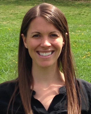 Photo of Julia Ferrence, Clinical Social Work/Therapist in Philadelphia, PA