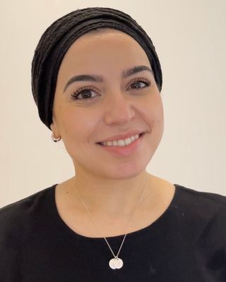 Photo of Dr Mariam Tarik, Psychologist in Tower Hamlets, London, England