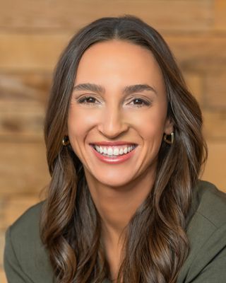 Photo of Cara Mueller, Psychiatric Nurse Practitioner, PMHNP