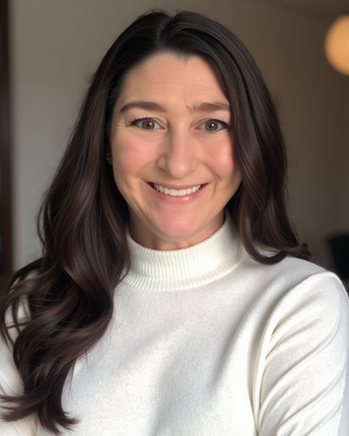 Photo of Laura Palisin, Licensed Professional Clinical Counselor, LPCC