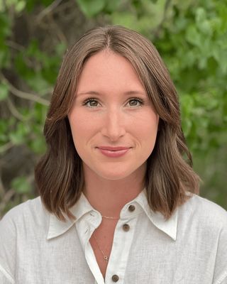 Photo of Carolyn Hewlett, Licensed Social Worker, LSW