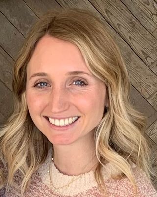 Photo of Emily Barlow, Marriage & Family Therapist, LMFT