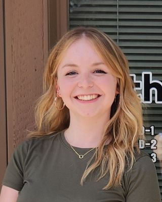 Photo of Elena Lentz, Clinical Social Work/Therapist, MSW, LISW-S