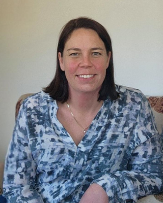 Photo of Amanda Barton, General Counsellor