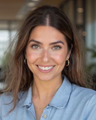 Photo of Savannah Barbosa, Registered Psychotherapist, RP
