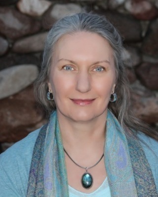保拉·伊芙琳·彼得森的照片，亚利桑那州图森的注册专业顾问