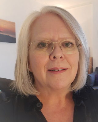 Photo of Sue Parker, Counsellor, MNCPS Acc.