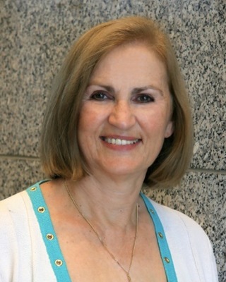 Photo of Bea Mackay, PhD, Psychologist in Vancouver