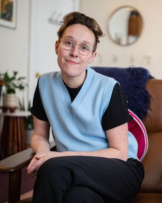 Photo of Lieb Swartz-Brownstein, Clinical Social Work/Therapist, MSW, LICSW, CGP