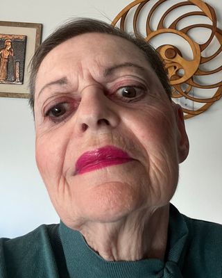 Photo of Stephanie Lynn Kutzen, Clinical Social Work/Therapist, PhD