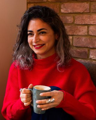 Photo of Karine Flynn, Psychotherapist, MSc, GMBPsS