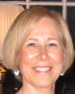 Photo of Evalyn Lawnsby, Counselor in Gloucester, MA