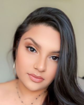 Photo of Anah Alie, Pre-Licensed Professional
