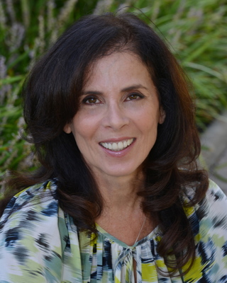 Photo of Lynne Meyer, Psychologist in Glendale, CA
