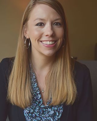 Photo of Lisa Moen, Psychologist in Minneapolis, MN