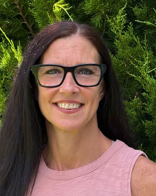 Photo of Keri Stinnett, Clinical Social Work/Therapist, LISW, LCSW