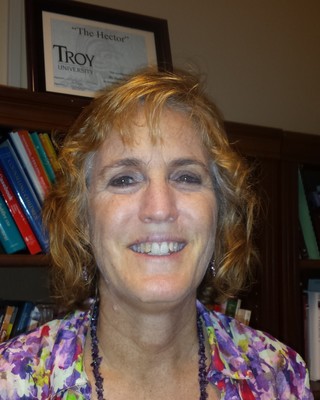 Photo of Linda Ouellette, PhD, LMHC, LMFT, Marriage & Family Therapist