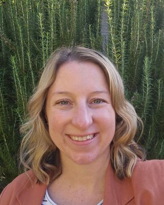 Photo of Tania Barnett